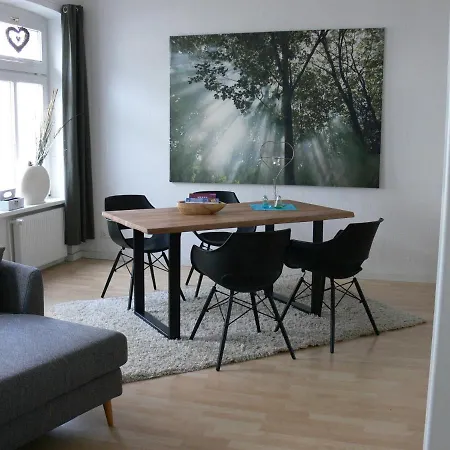 アパート Stilvolle Im Zentrum Von Schwerin